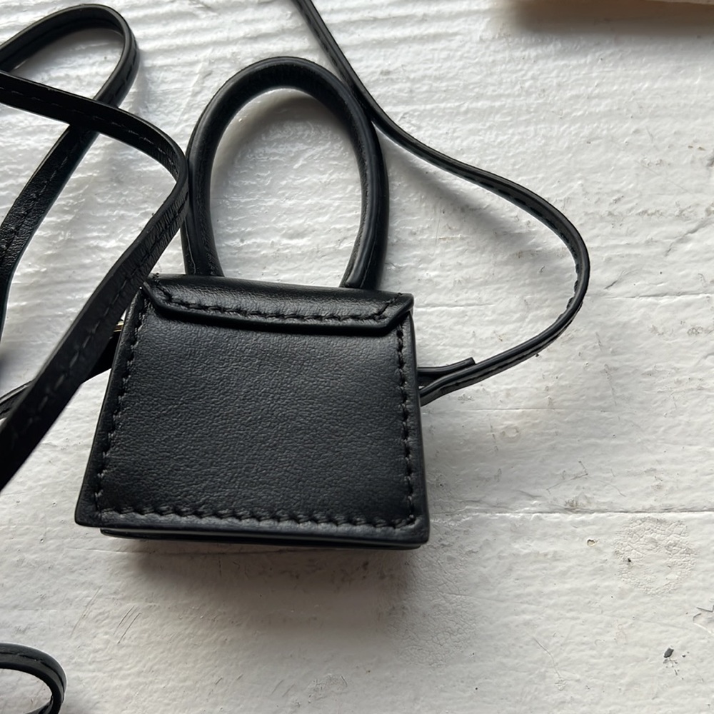 ‼️ SOLD Jacquemus Le Petit Chiquito - Picture 2 of 5